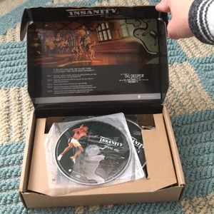 Insanity full dvd set ! Barely used